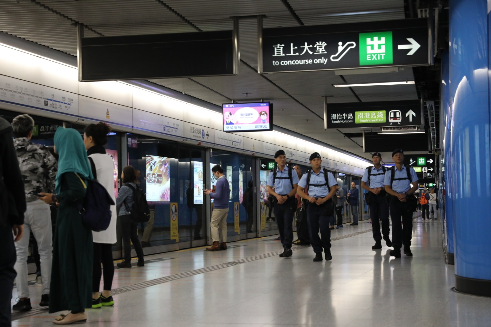 香港警隊工作範疇包括維護國家安全，以及維持治安、公共秩序及安全等。